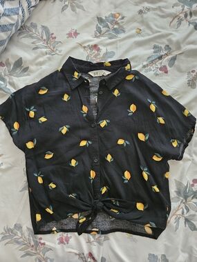 H&M Black Lemon Print Tie-Front Button Shirt